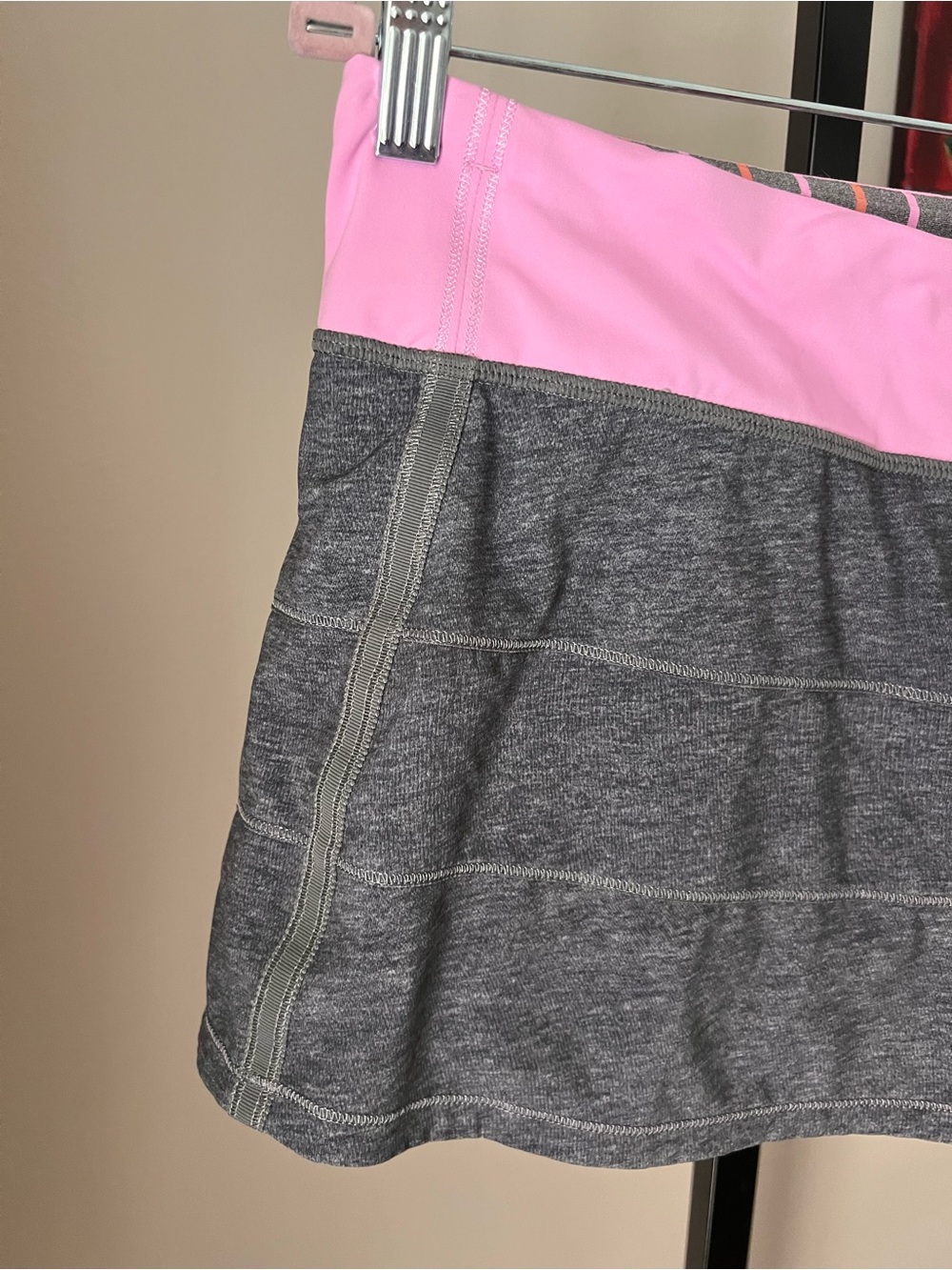 Lululemon pace rival run skirt II Athletic Pink Waistband Gray Skort - Picture 4 of 10